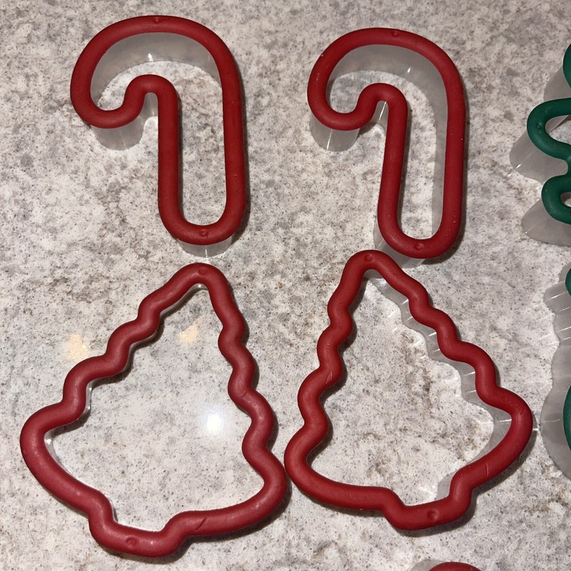 Vintage Cookie Biscuit Cutters Lot Of 16 Holidays Christmas Plastic gallery