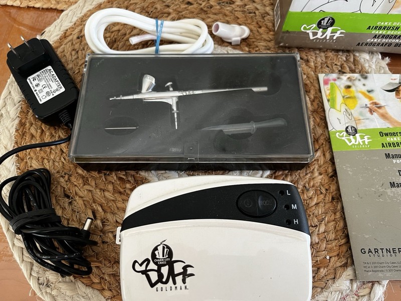 Duff Goldman Cake Decorating Airbrush Machine Plus Extras gallery