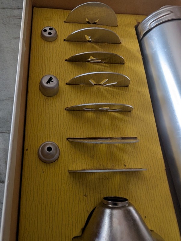 VINTAGE COOKIE-CHEF HEAVY ALUMINUM COOKIE PRESS SET WITH 9 DISCS - ORIGINAL BOX gallery