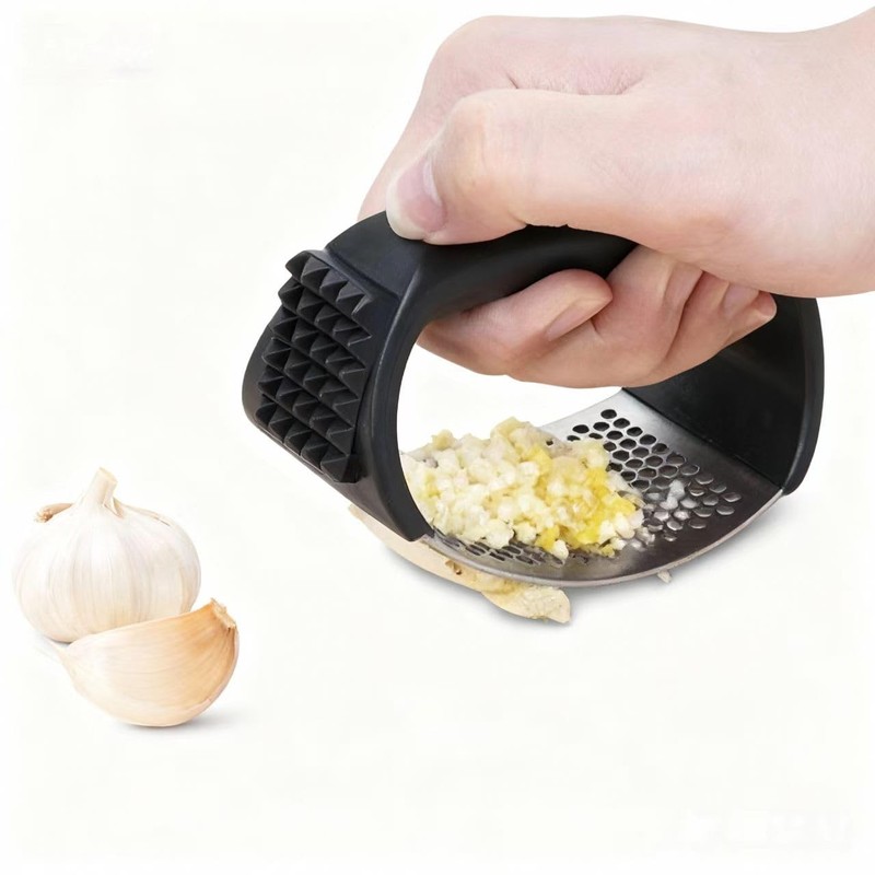 Garlic Press Equipped with Soft Ergonomic Handle, Easy to Crush Garlic, Black