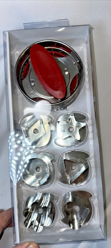 Ateco Linzer Cookie Cutter – NIB – 6 Different Designs – Stainless Steel