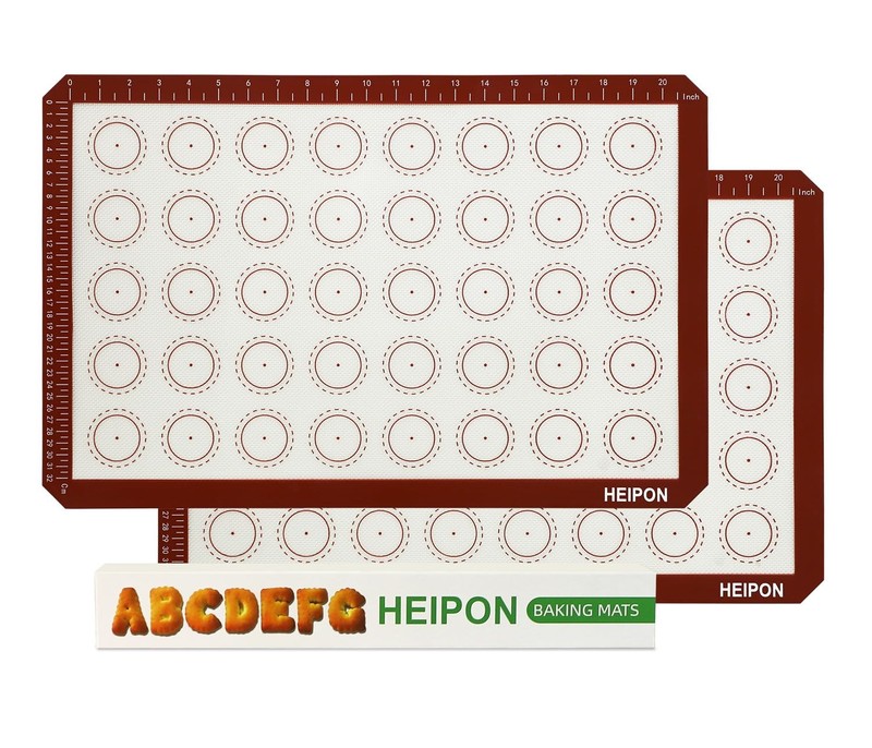 HEIPON Macaron Silicone Baking 2PCS (22.44 "L x 14.57"W), Red
