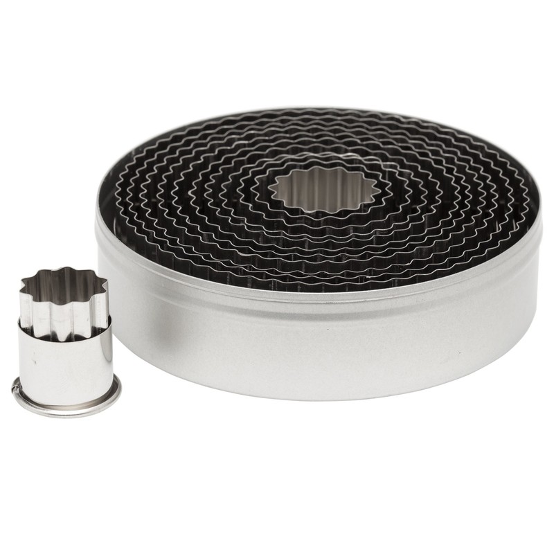 Fluted Edge Round Cutters In Graduated Sizes Stainless Steel 12 Pc Set