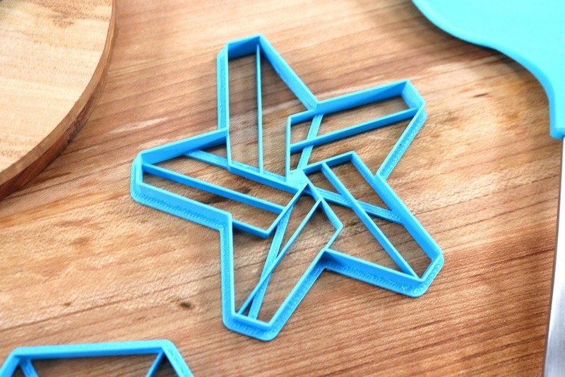 Optical Illusion Cookie Cutters - Disappearing Stairs, Double Cube, Magic gallery