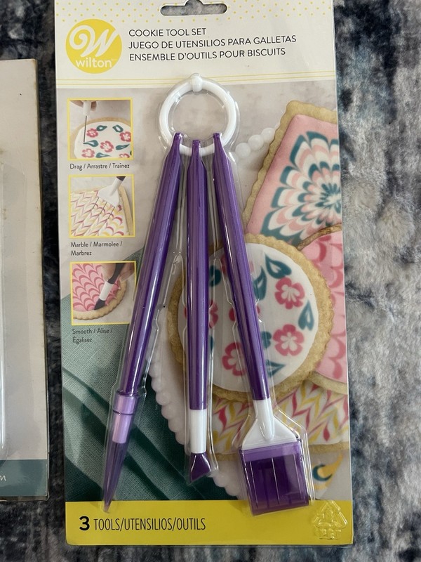 Baking/Cooking. Wilton Cookie Tool Set, 30 Pk Standard Couplers Both NEW! Cake gallery