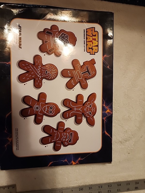 Vintage Star Wars Cookie Cutters 6 ..2014 NEW IN BOXDarth Vader AND CrewYoda gallery