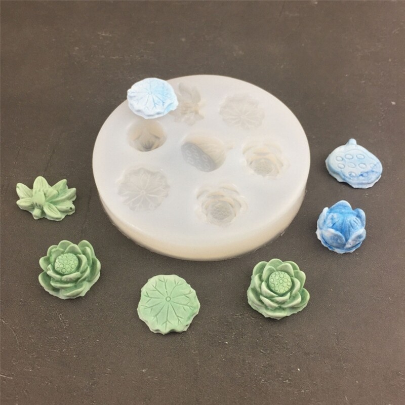 3D Leaf Shape Fondant Mold Biscuits Mold Cartoon Press Baking Mold gallery