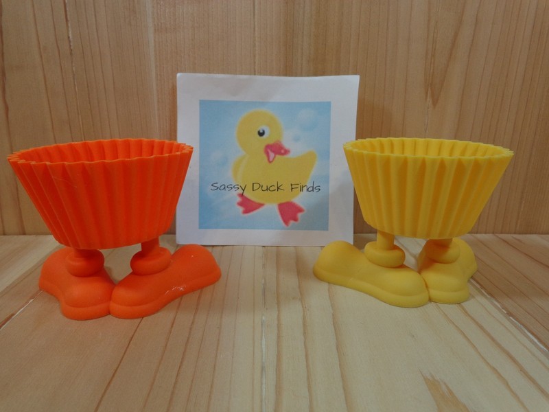 Wilton Silicone Cupcake Liner Silly Feet Set of 4 Individual Baking Cup Mold gallery