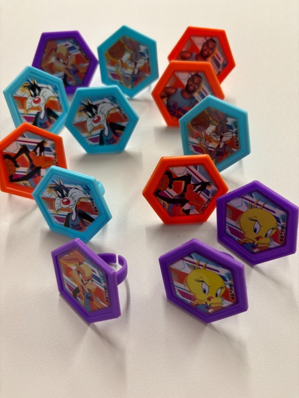Space Jam Cupcake Rings 12 ct.