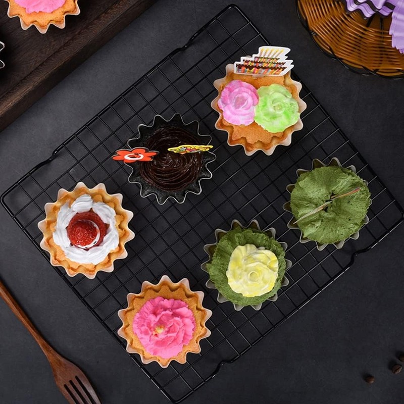 100 Pcs Brown Greaseproof Baking Cups, Cupcake & Muffin Liners for Holiday Party gallery