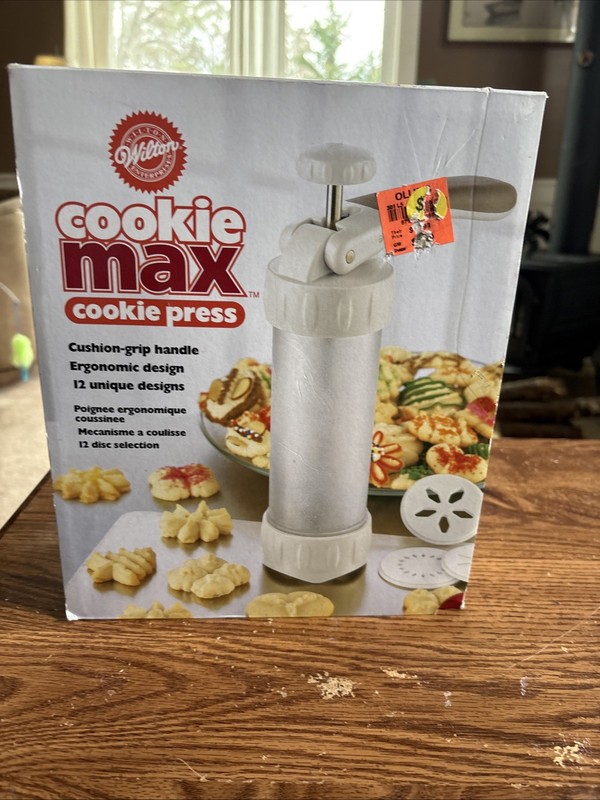 Wilton Cookie Max Cookie Press W/12 Designs, New In Box