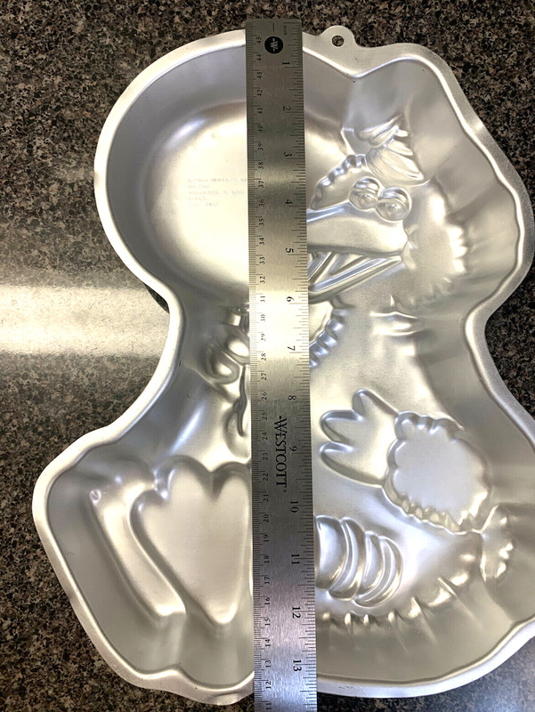 Vintage Wilton Aluminum Big Bird Caracter Cake Pan 1983 Muppets Inc. 502-3401 gallery