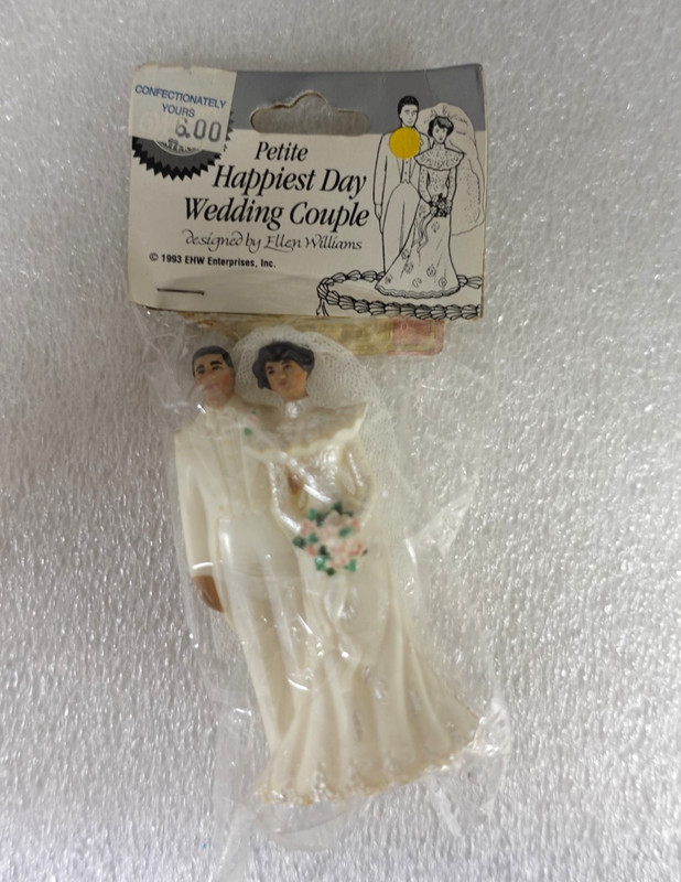 Wilton Petite Happiest Day Wedding couple cake topper / bride and groom / NEW