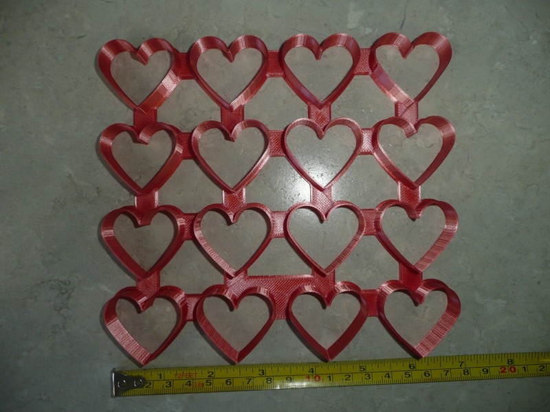 MULTI HEART SHAPE 4X4 GRID 16 OUTLINES TOTAL COOKIE CUTTER MADE IN USA PR4949 gallery