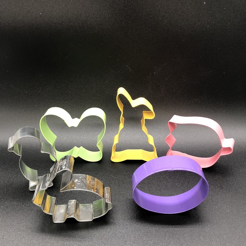 Wilton Easter Hoppy Shapes 6 Pieces Metal Cookie Cutters Bunnies Chick Butterfly