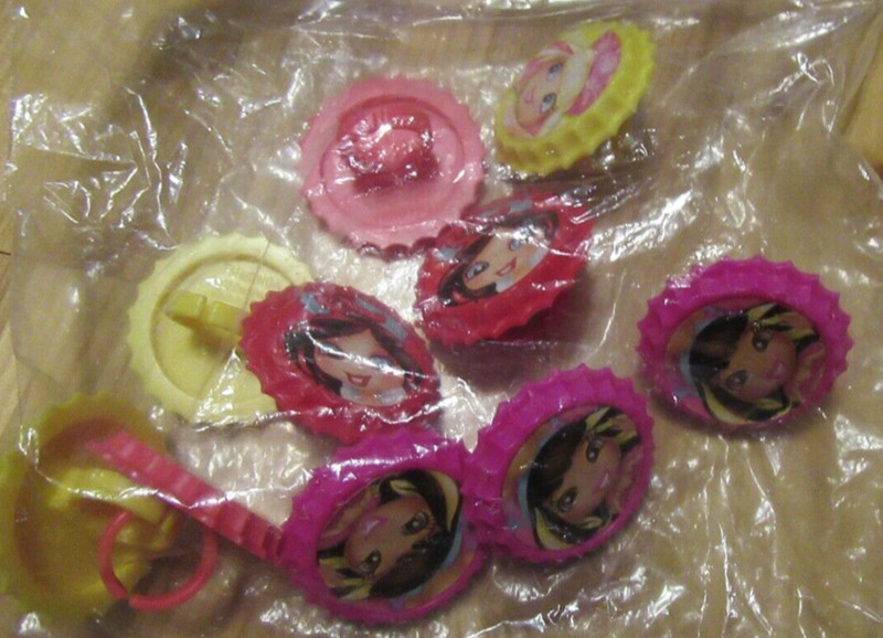 Deco Pac Inc Multi Colored GirlsPlastic Ring Cake/Cupcake Toppers Great Preowned