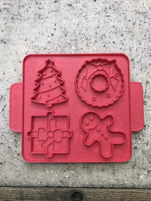 Nordic Ware Cookie Cutter 8 in 1 Reversible - Set Of 3 Seasons - Nice! Fast Ship gallery