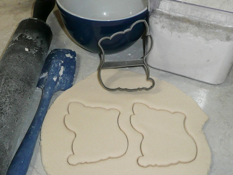 WOODLAND FOX OUTLINE BUSHY TAIL CUNNING NOCTURNAL MAMMA COOKIE CUTTER USA PR3156 gallery