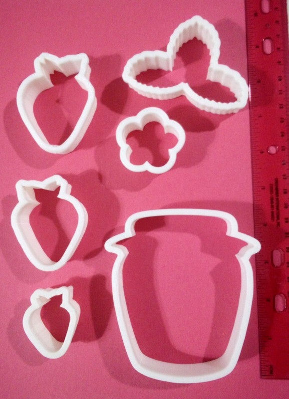Strawberry Cookie Cutter Set Jam Jar Flower Leaf Mini to Medium Spring Lot
