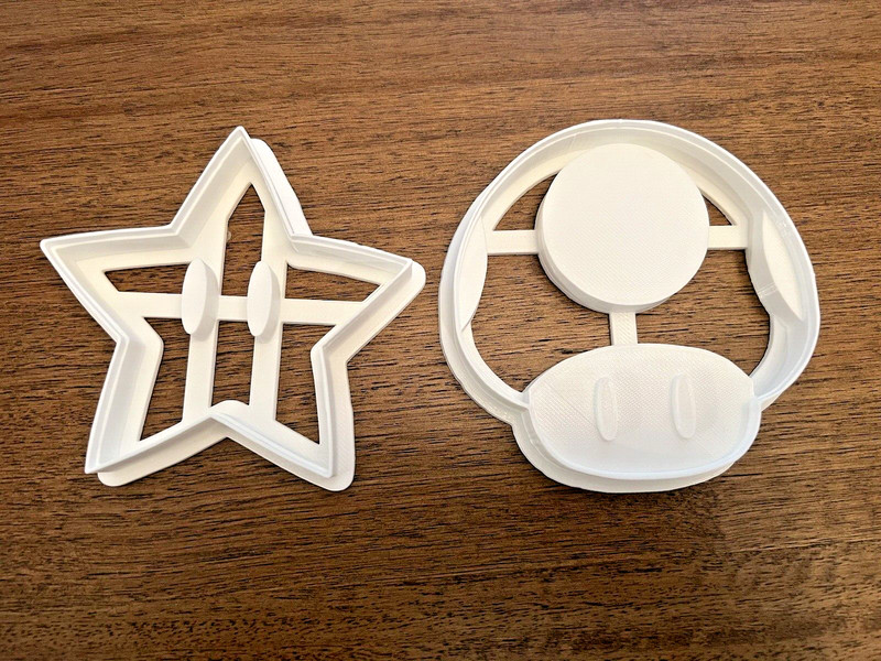 Set of 2 Super Mario Mushroom and Star Cookie Cutters – 3D Printed | Fun Gift