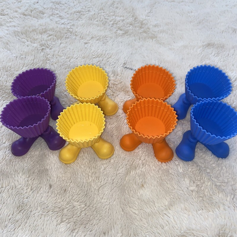 Wilton Silicone Cupcake Holders SILLY FEET Set Of 8 Bake Party 3D Kids Birthday gallery