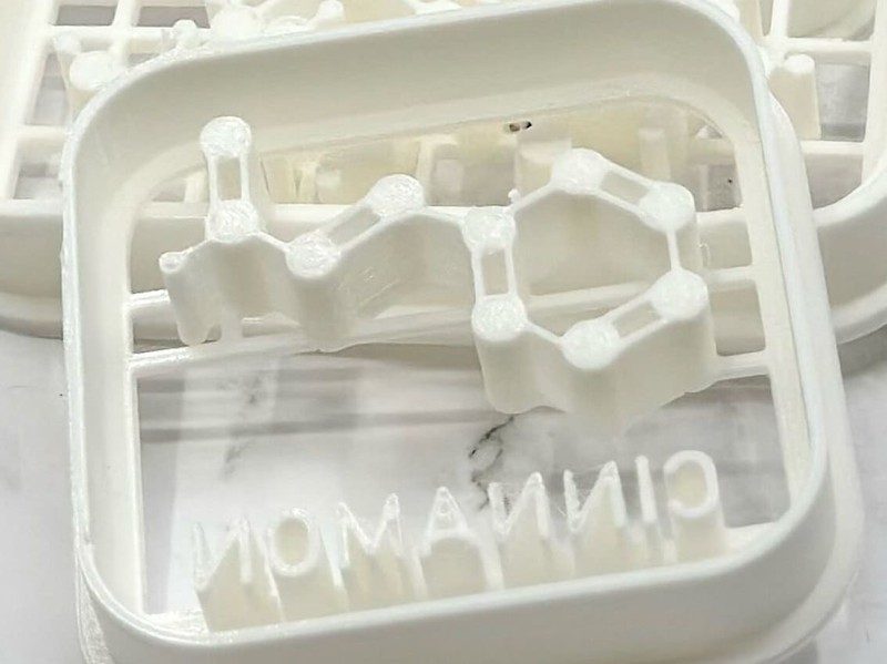 Cookie Cutter set of 4 Actual Molecules [Sugar] [Chocolate] [Cinnamon] [Lemon] gallery