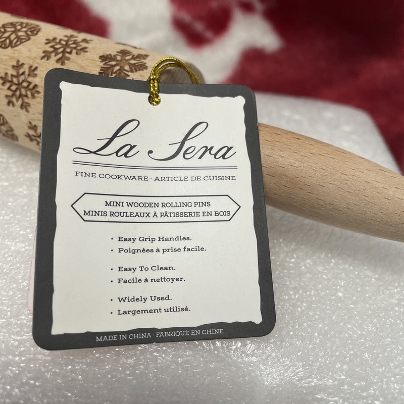 La Sera Mini Rolling Pin Nordic Christmas Snowflakes Embossed - Wooden - NWT gallery