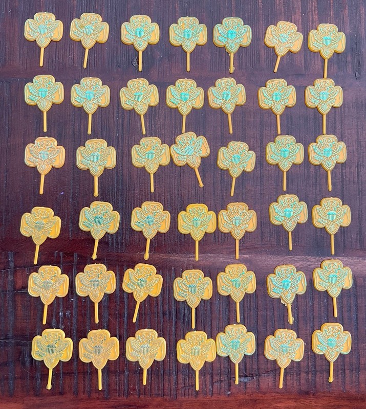 NOS Vintage Girl Scouts Traditional Eagle Logo Emblem Cupcake Picks 40+ Lot gallery
