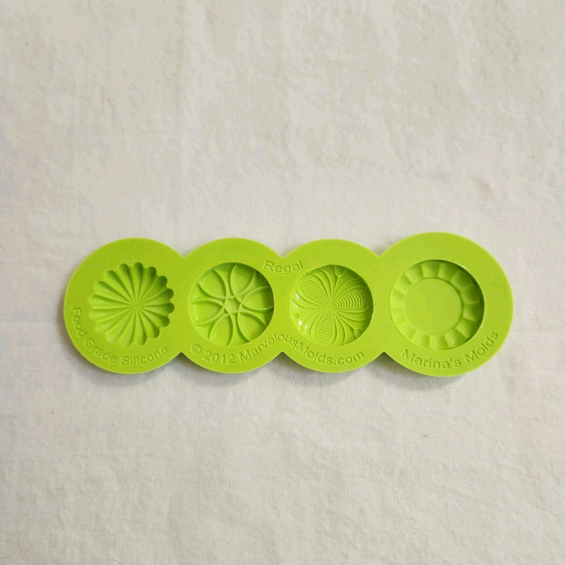 Marvelous Molds Regal Buttons Silicone Mold Fondant Gumpaste Sewing Wedding Cake