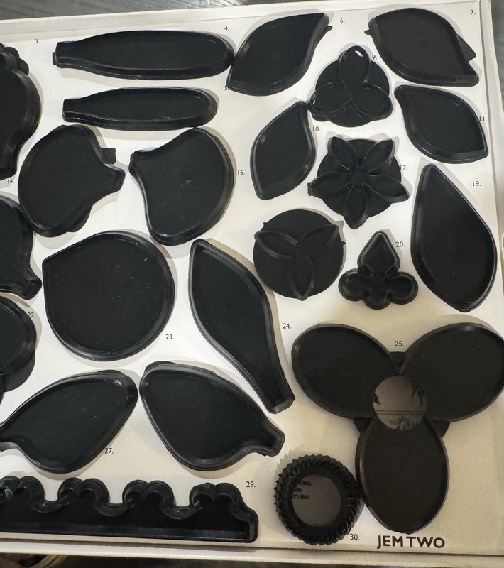 Jem 2 Cake Decorating Cutters 75 Different Flower Cutters gallery