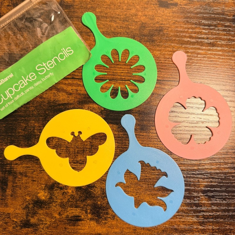 Crate & Barrel 2 sets of Cupcake Stencils Christmas & Spring flower butterfly gallery