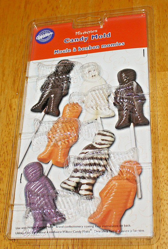 Wilton ~ 5 CAVITY – MUMMIES CANDY CHOCOLATE LOLLIPOP MOLD #2115-1529 – Unused