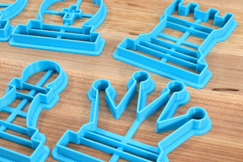Online Chess Icons Cookie Cutters - Queen, Rook, Pan, Bishop, King, Queen gallery
