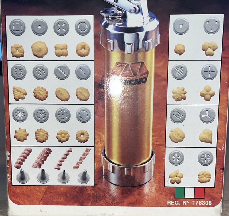 VTG Marcato Atlas Biscuits Cookie Press 4 Tips and 20 Discs w/ Box Complete VGC gallery