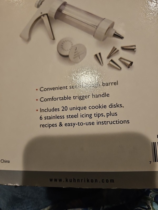 Kuhn Rikon Clear Barrel Cookie Press- 20 Shape Discs & 6 Decorating Tips gallery