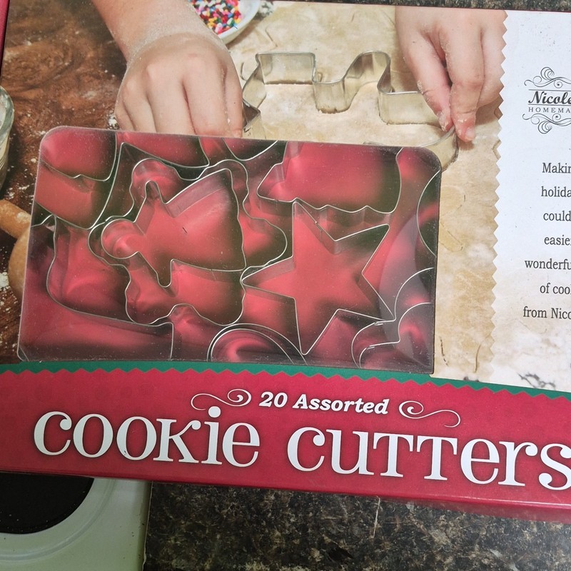 Nicole’s Homemade 20 Assorted Shapes Metal Cookie Cutters Silver Set