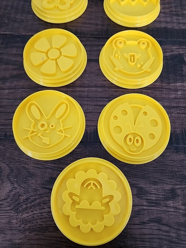 Pampered Chef Cookie Cutters Easter/Spring Stackable Dishwasher Safe 100071 gallery
