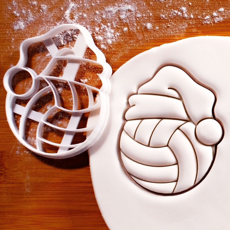 Santa Hat Volleyball Cookie Cutter – Christmas sports ball spiking training Xmas