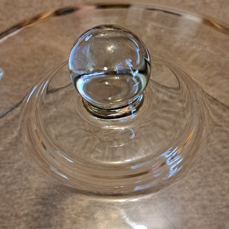 VINTAGE BIG GLASS CAKE COVER CAKE DOME 11" DIAMETER gallery