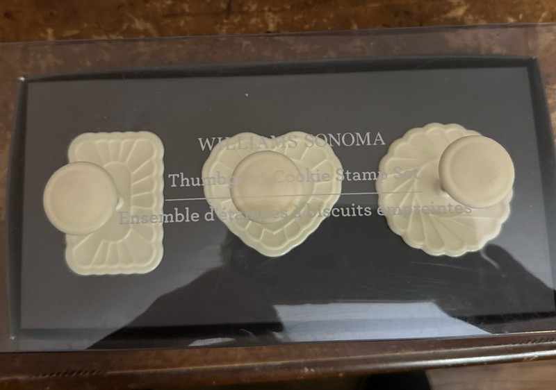 Set 3:Williams Sonoma Thumbprint Cookie Stamps Cutters Valentine Ships Fast