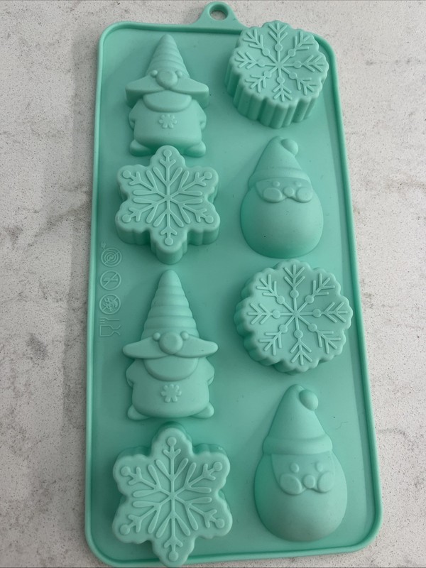 Silicone Chocolate Candy Mold Winter Gnomes Snowflakes Santa Eight Cavities