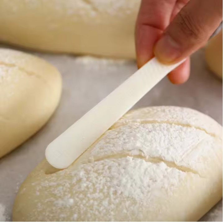 Baguette Bread Cutter Pastry Cutting Tools With Carbon Steel Blade PP Shank gallery