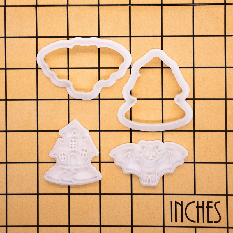 Haunted House & Bat Mini Cookie Cutter + Stamp Set – Spooky Halloween Night gallery