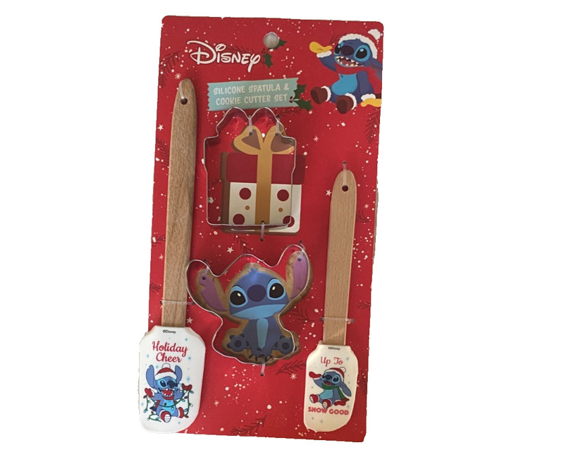 4 Piece Cookie Cutter Spatula Set Stitch Christmas