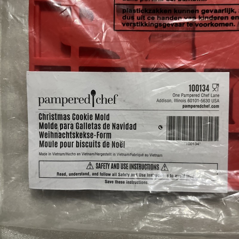 Pampered Chef #100134 Christmas Silicone Cookie Mold Sheet NEW SEALED 12" x 8.5" gallery