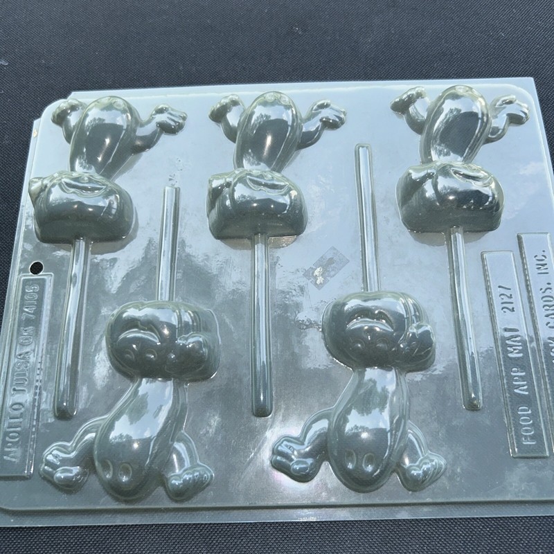 Halloween Candy Molds Fun Variety 13 Pack Several Different Characters gallery