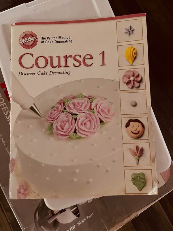 baking cake tips and cake design cookbook