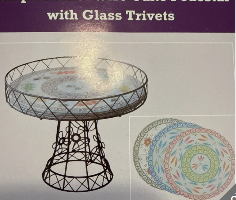 Temp-tations Cake Stand, Pedestal, Wire, 4 Seasonal Glass Inserts, 11" H207117 gallery