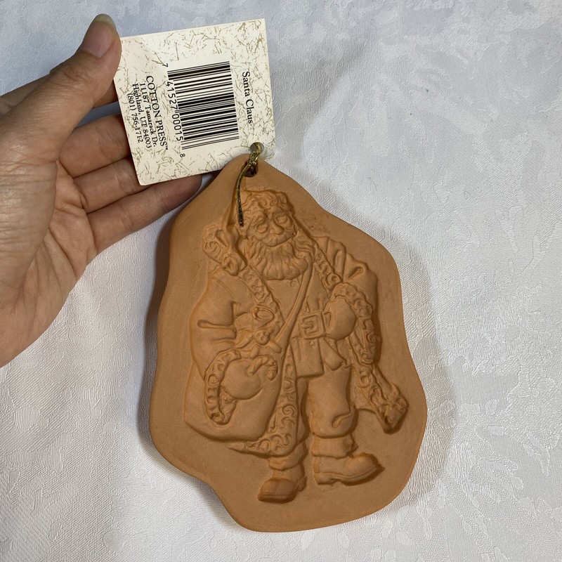 Set of 4 Vintage Cotton Press Cookie Molds w/ Labels - Heart Santa Angel Cupid gallery