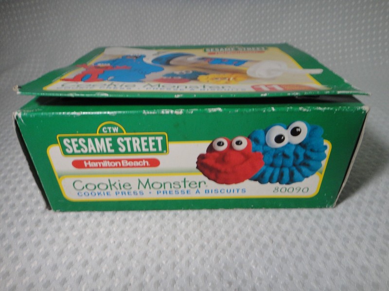 Vintage 1998 Hamilton Beach Sesame Street Cookie Monster Electric Cookie Press gallery